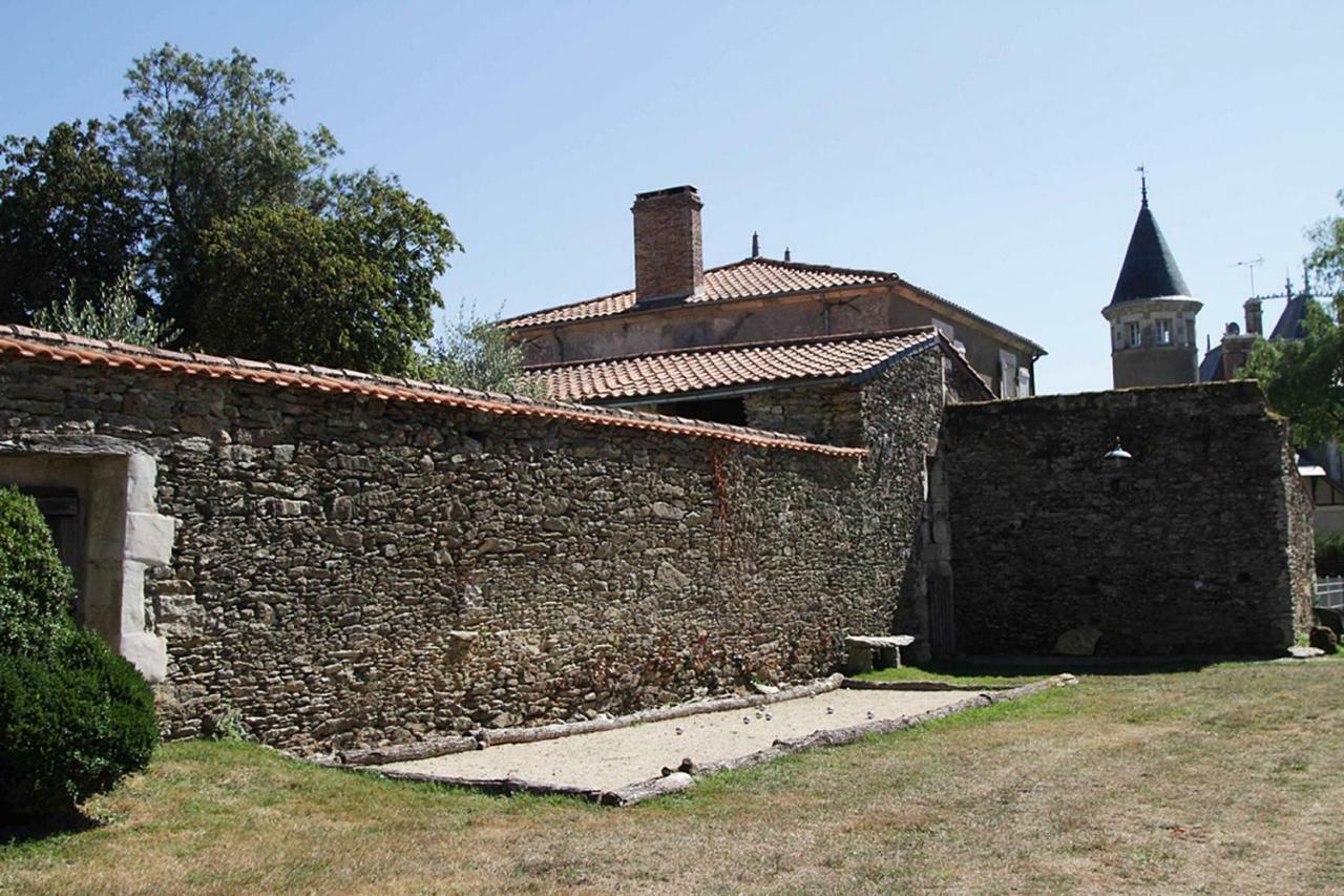 Chateau Breduriere Moutiers-sur-le-Lay Buitenkant foto